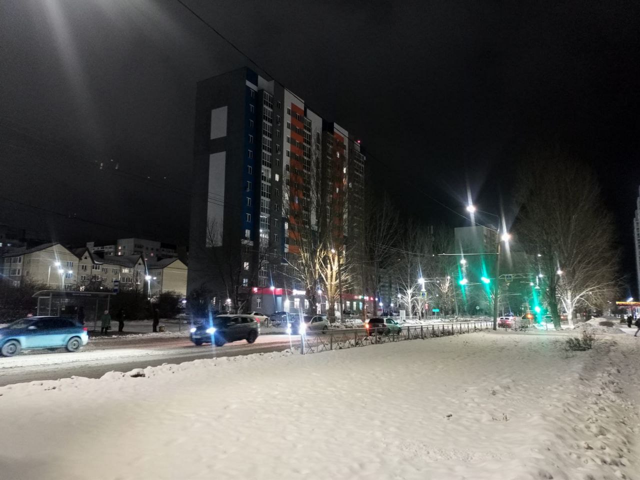 На проспекте Врача Сурова в Ульяновске восстанавливают освещение.