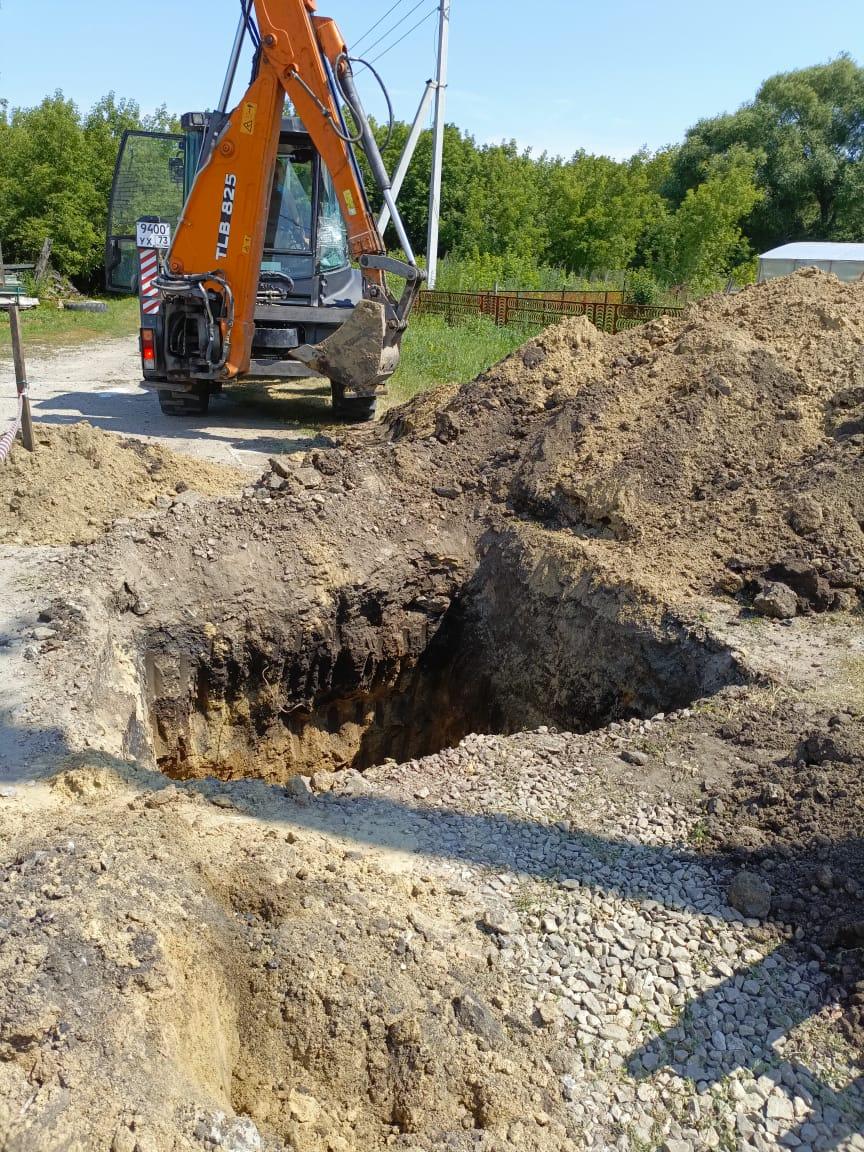 В ульяновском посёлке Сельдь обновляют сети водоснабжения.