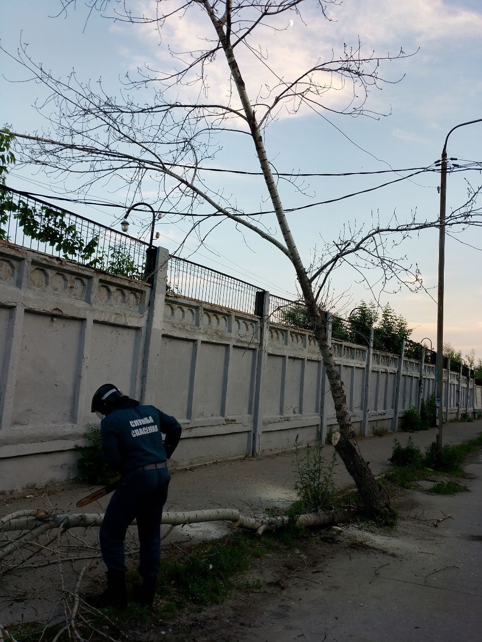 Ульяновские городские службы готовятся оперативно устранять последствия непогоды.