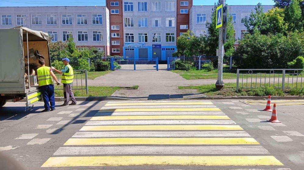 Перед началом учебного года в Ульяновске делают безопасными школьные маршруты.