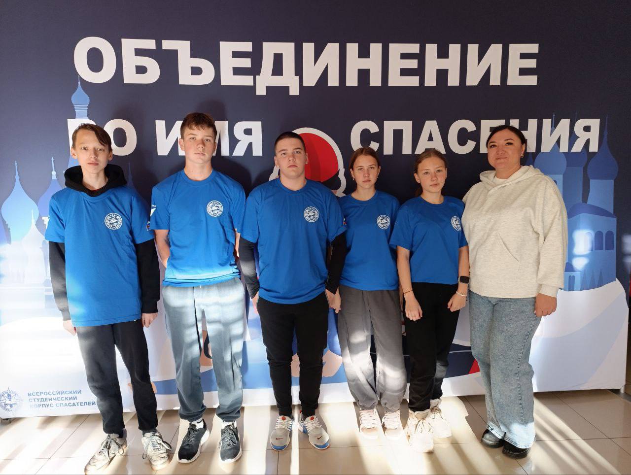 Школа №37 представит Ульяновск в полуфинале II Всероссийских соревнований школьных спасательных отрядов.