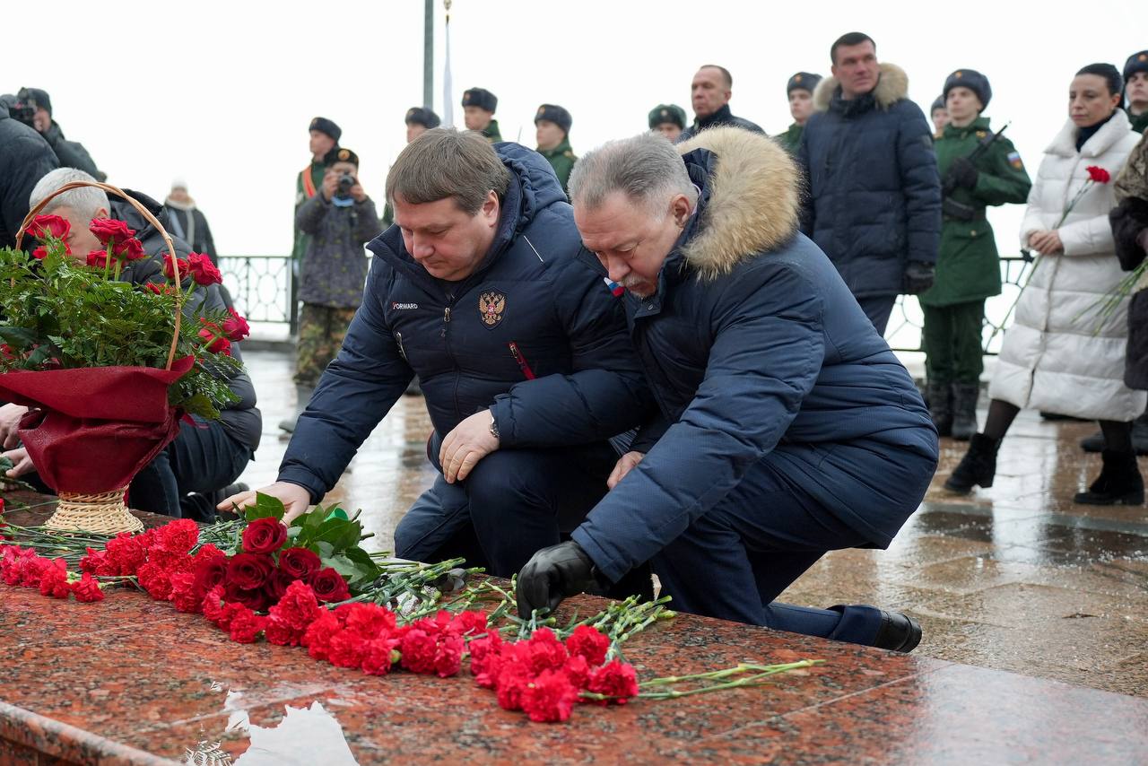 В Ульяновске прошёл митинг-реквием в честь 81-й годовщины освобождения Ленинграда от фашистской блокады.
