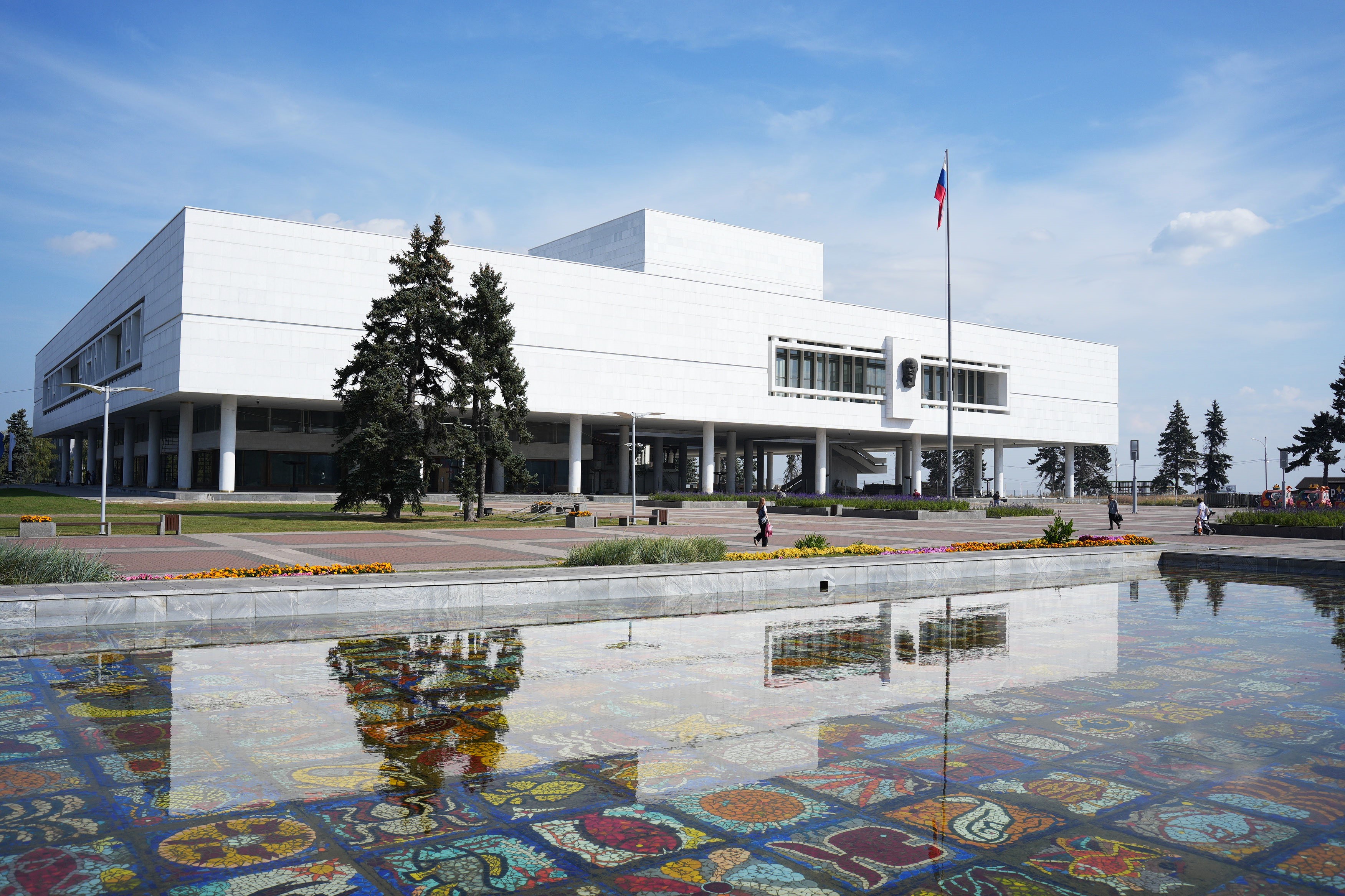 В период майских праздников городские службы Ульяновска переведены на усиленный режим работы.