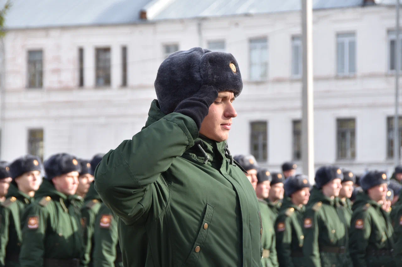 В Ульяновске прошел выпуск курсантов учебного центра войск связи.