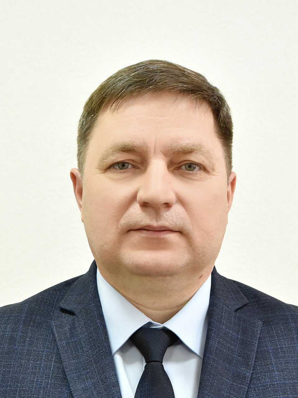 Александр Болдакин утвердил на должность исполняющего обязанности заместителя Главы города Сергея Мальчёнкова.