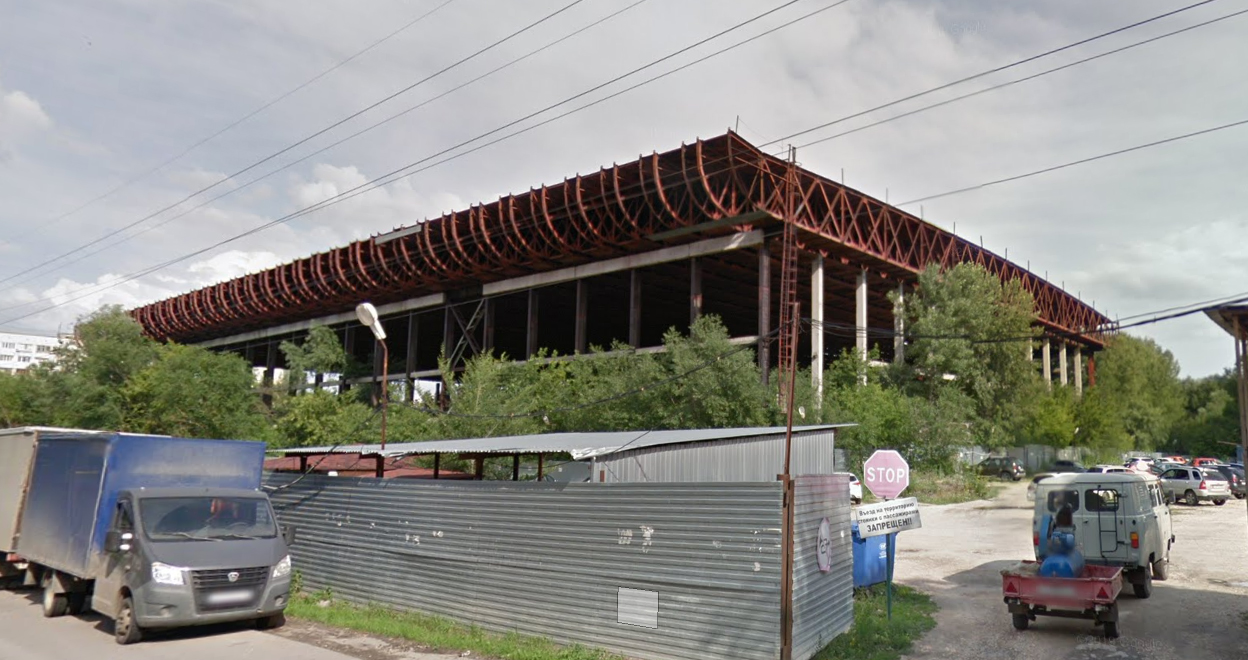 В Ульяновске начата подготовка к демонтажу недостроенного легкоатлетического манежа на улице Аблукова.