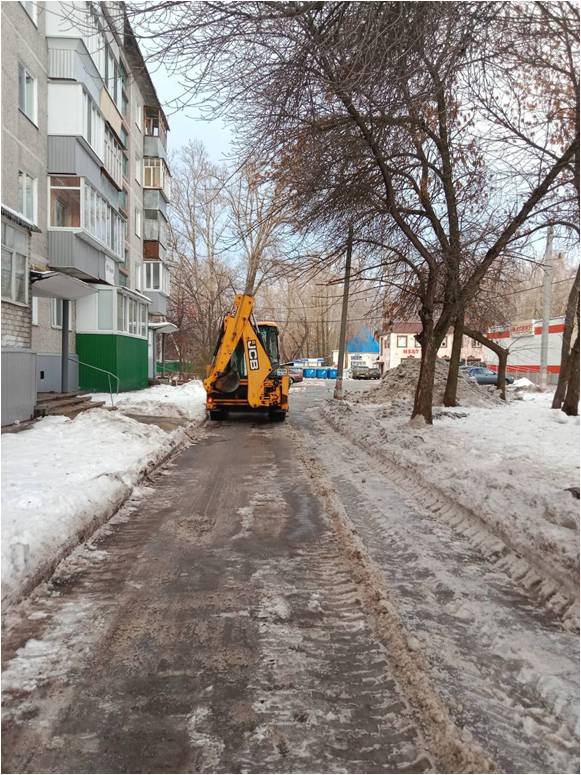 В Ульяновске с начала года составили 87 протоколов за некачественную очистку дворов и территорий объектов бизнеса.