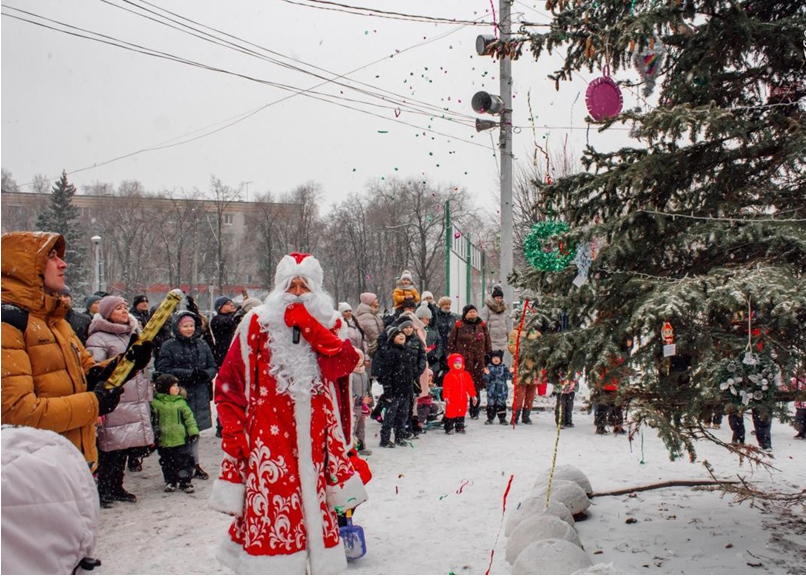 В парках Ульяновска 23 декабря откроются новогодние ёлки.