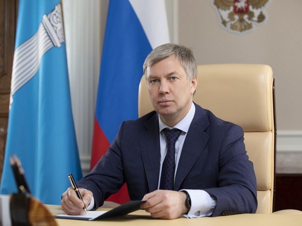 Поздравление Губернатора Ульяновской области А.Ю.Русских с Троицей.