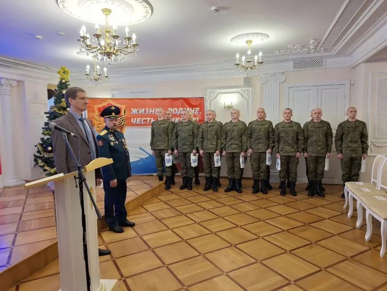 В Ульяновске завершается осенний призыв.