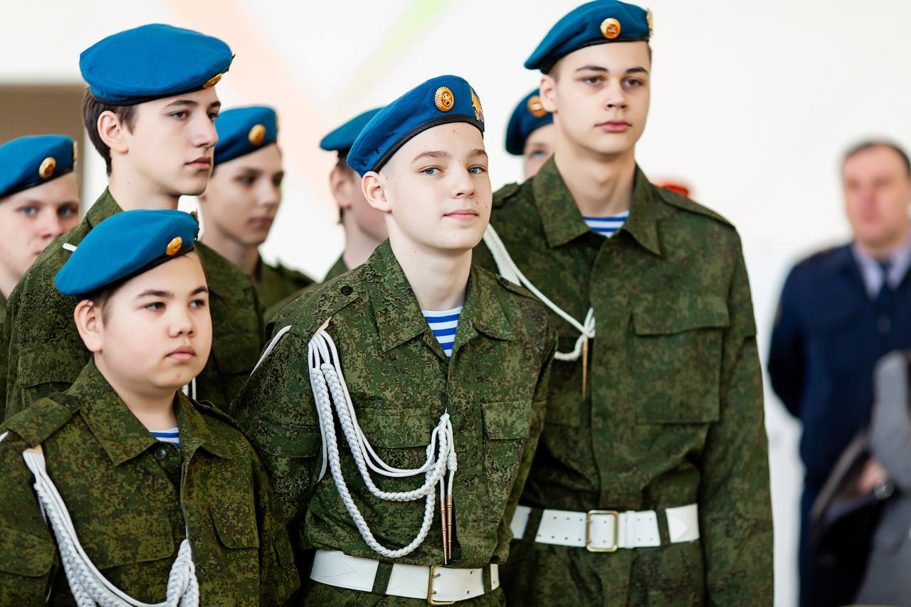 В Ульяновске стартовал месячник военно-патриотического воспитания.