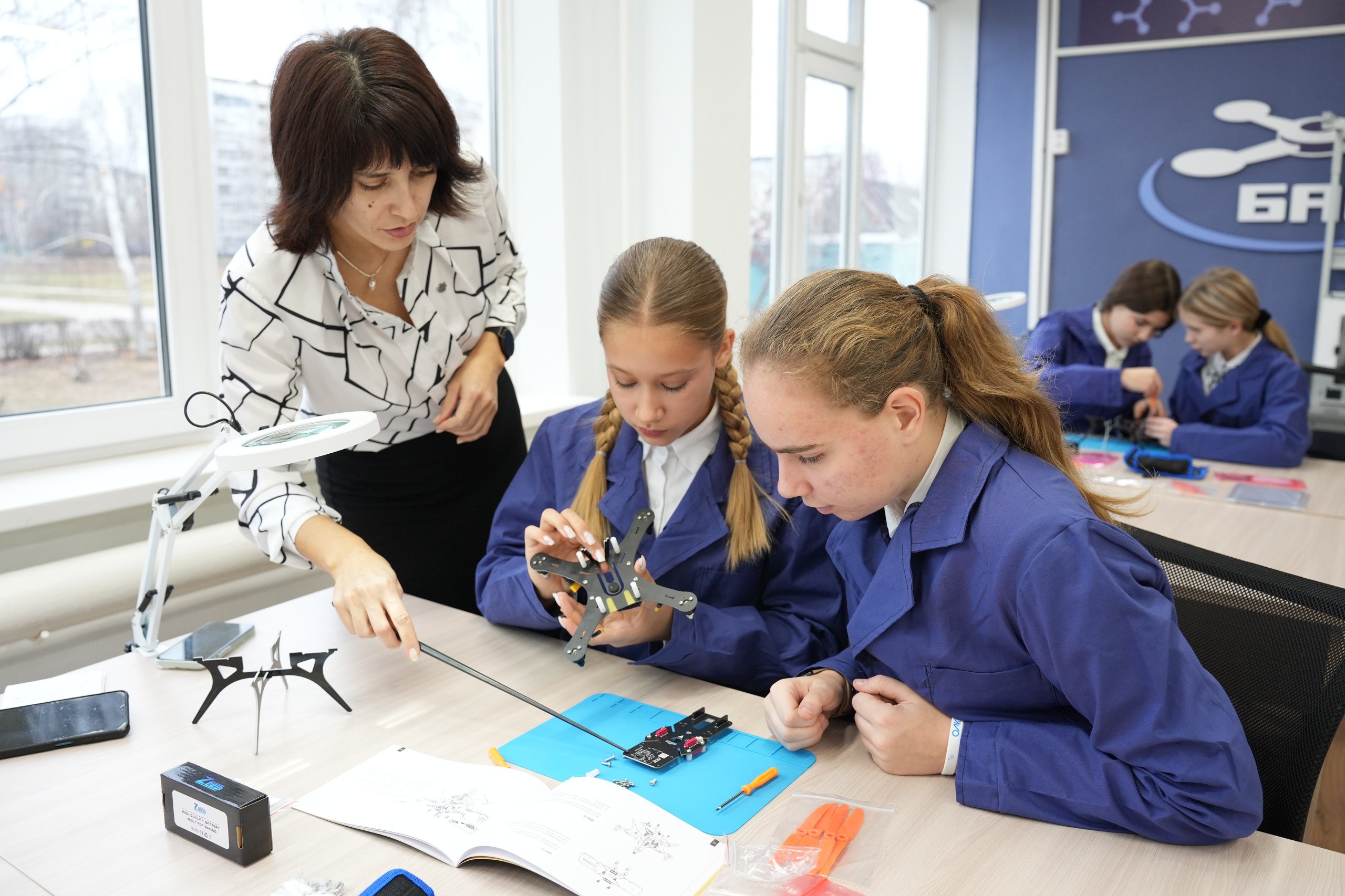 Больше 30 тысяч ульяновских школьников принимают участие в федеральном проекте «Билет в будущее».