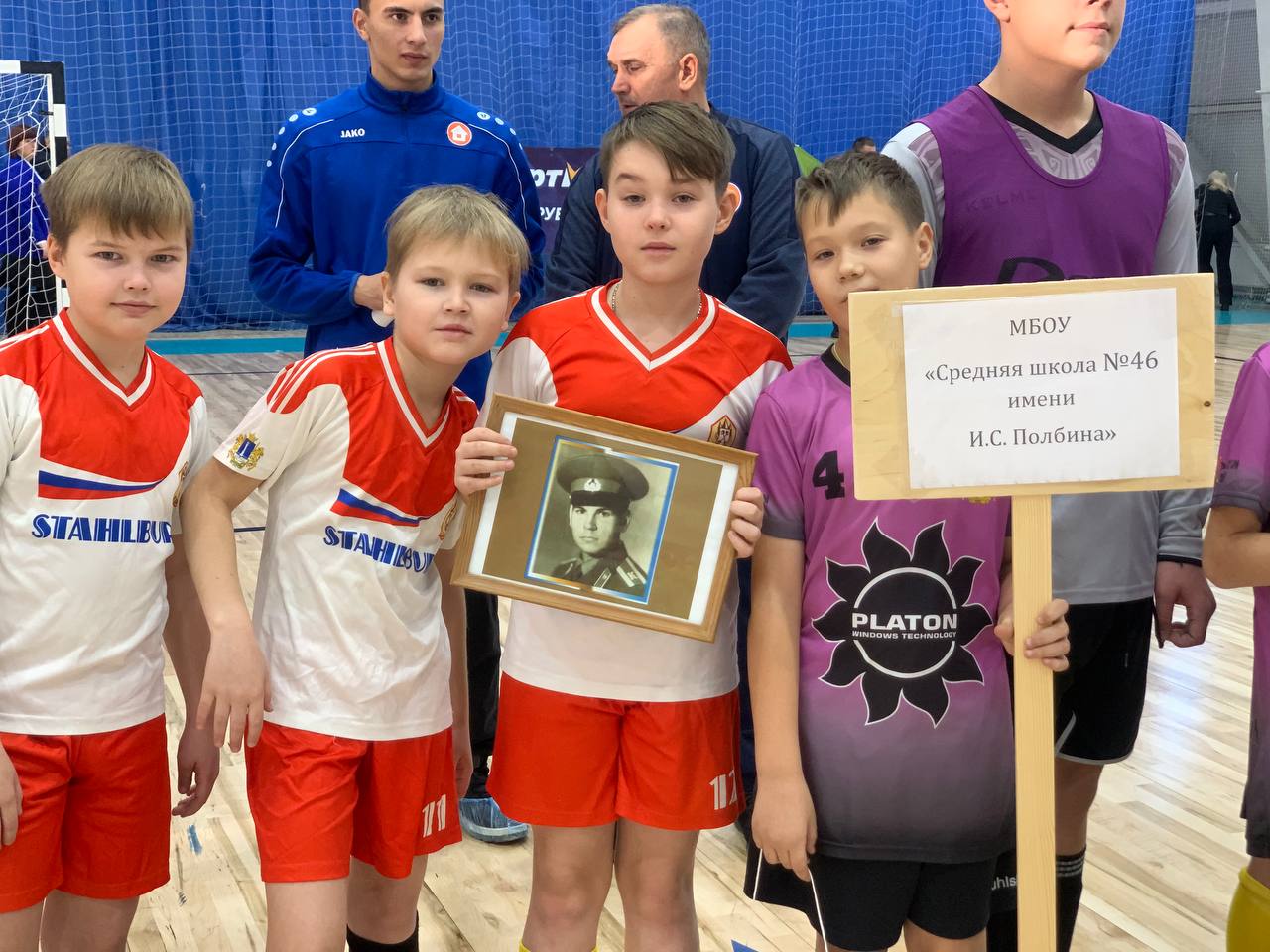 В Ульяновске прошел турнир по микрофутзалу, посвященный Дню Героев Отечества.