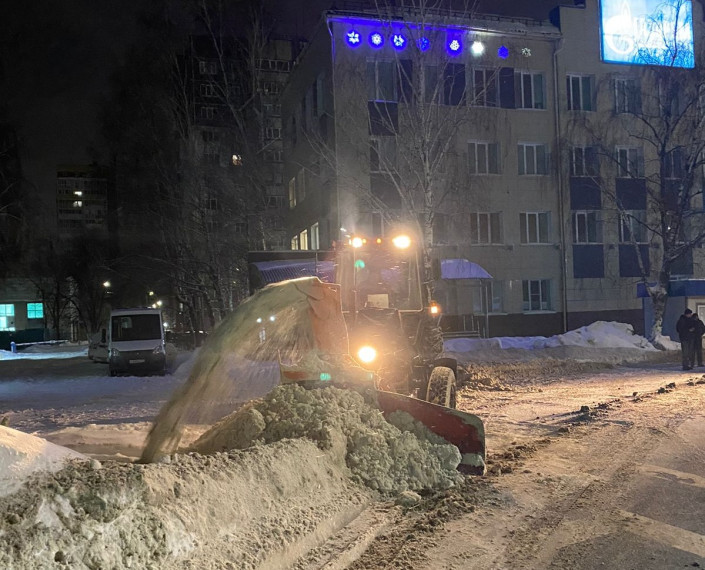 Ульяновские дорожники за выходные использовали порядка 750 тонн реагентов.