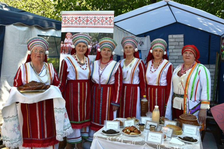 В Ульяновске отметили национальный мордовский праздник Шумбрат.