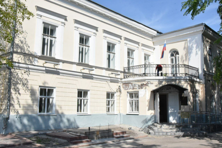 В Ульяновске к 6 июня завершат ремонт постамента памятника Александру Пушкину. В Ульяновске к 6 июня завершат ремонт постамента памятника Александру Пушкину.