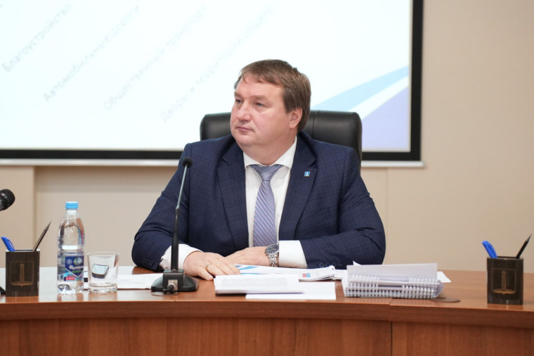 Глава Ульяновска Александр Болдакин поставил задачу бороться с фейками в социальных сетях. Глава Ульяновска Александр Болдакин поставил задачу бороться с фейками в социальных сетях.