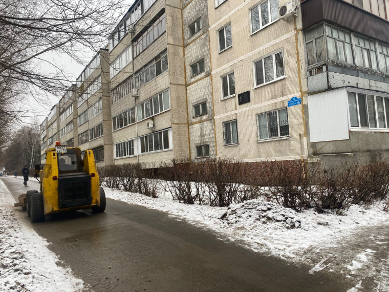 Для уборки наледи с тротуаров Ульяновск продолжит закупки спецоборудования. Для уборки наледи с тротуаров Ульяновск продолжит закупки спецоборудования.