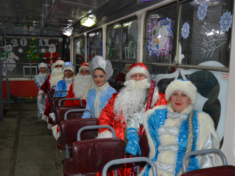 На Новый год общественный транспорт Ульяновска будет работать до трёх часов ночи.