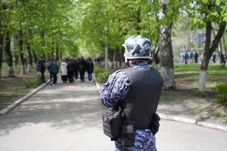 В школах Ульяновска прошли единые учения на случай ЧС. В школах Ульяновска прошли единые учения на случай ЧС.