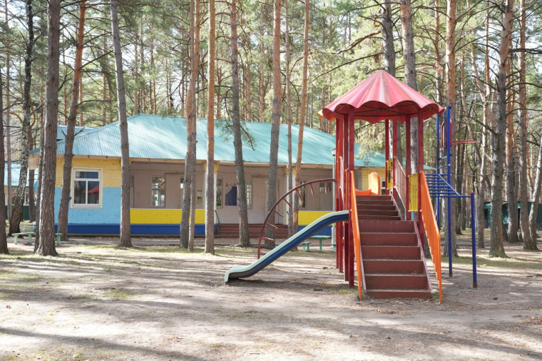 Больше 15 тысяч детей и подростков отдохнут в этом году в ульяновских летних лагерях. Больше 15 тысяч детей и подростков отдохнут в этом году в ульяновских летних лагерях.