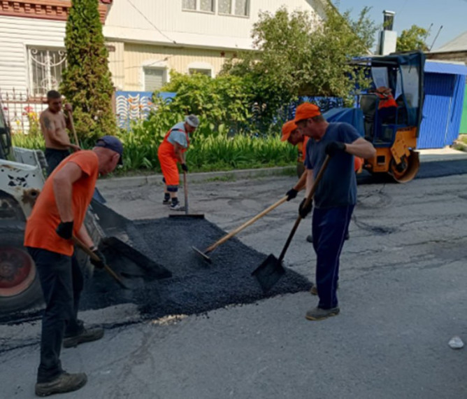 Текущий ремонт дорог проведён на 12 улицах Ульяновска. Текущий ремонт дорог проведён на 12 улицах Ульяновска.