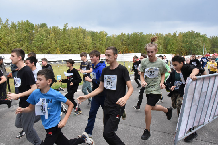 Более тысячи ульяновцев пробежали «Кросс нации-2023».