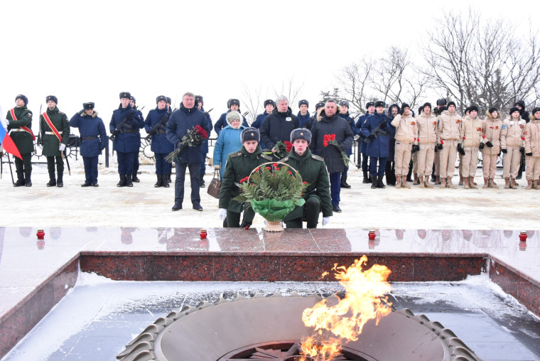 В 80-ю годовщину полного снятия блокады Ленинграда ульяновцы почтили память защитников города и погибших.