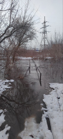 Уровень рек на территории Ульяновска сдерживают плотинами.