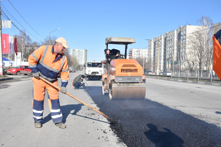 11 апреля в Ульяновске ремонтируют девять улиц.