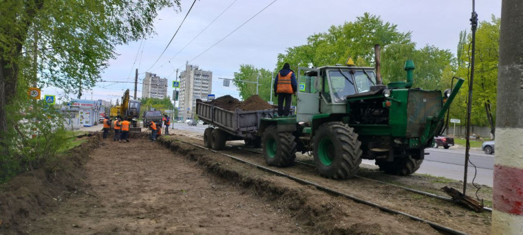 В Ульяновске меняют трамвайные пути на улице Пушкарёва.