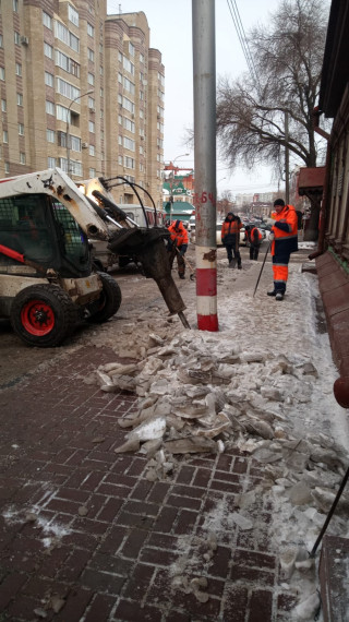 С улиц Ульяновска вывезли ещё 140 самосвалов снега.