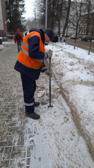 С семи улиц Ульяновска вывозят снег.