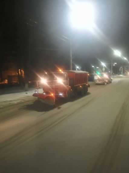 В ночь на 11 февраля с улиц Ульяновска вывезли 139 самосвалов снега.