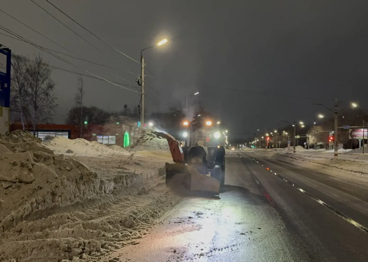 На борьбу с последствиями средиземноморского циклона в Ульяновске вышло 193 единицы спецтехники.