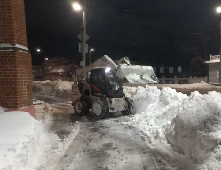 На борьбу с последствиями средиземноморского циклона в Ульяновске вышло 193 единицы спецтехники.