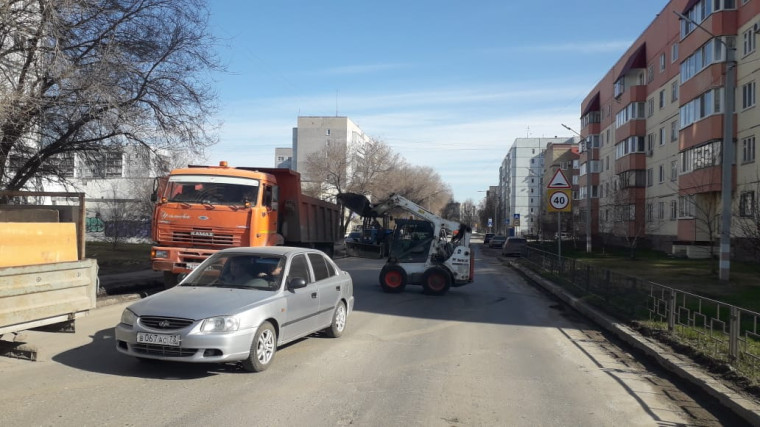 Ульяновские дорожники ремонтируют 16 улиц.
