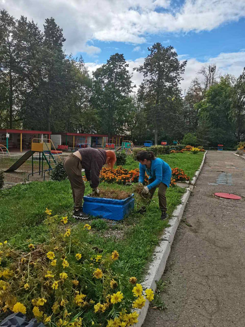 Более трёх с половиной тысяч ульяновцев вышли на городской субботник.